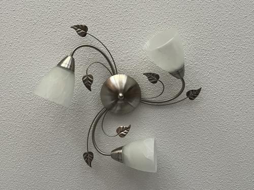 Te koop: Nieuwe Plafondlamp Lindby Yannie 3-lamps