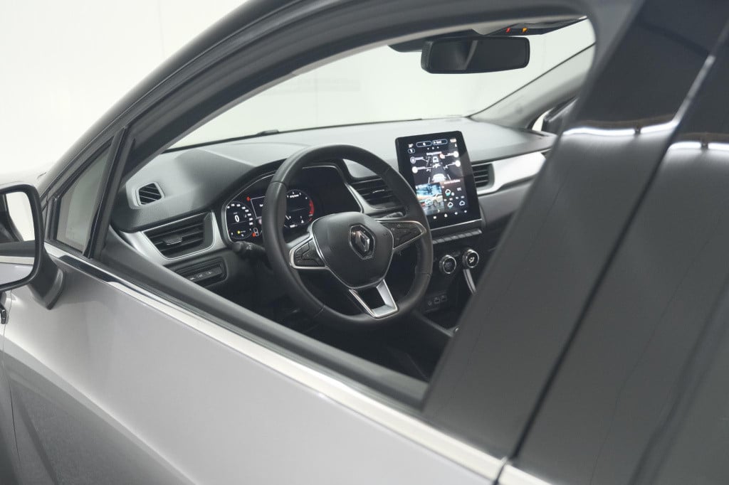 Renault Captur tce 90 techno | 360 camera | 9.3 inch grootscherm | apple ca