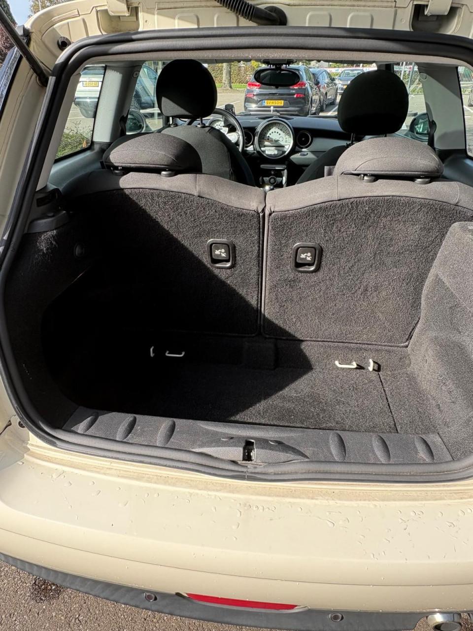 Prachtige Mini One*2010*Pano*Airco*157000km