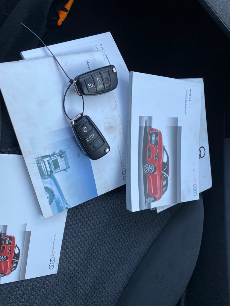 Audi A1 1.2 tfsi attraction pro line business nieuwe motor!