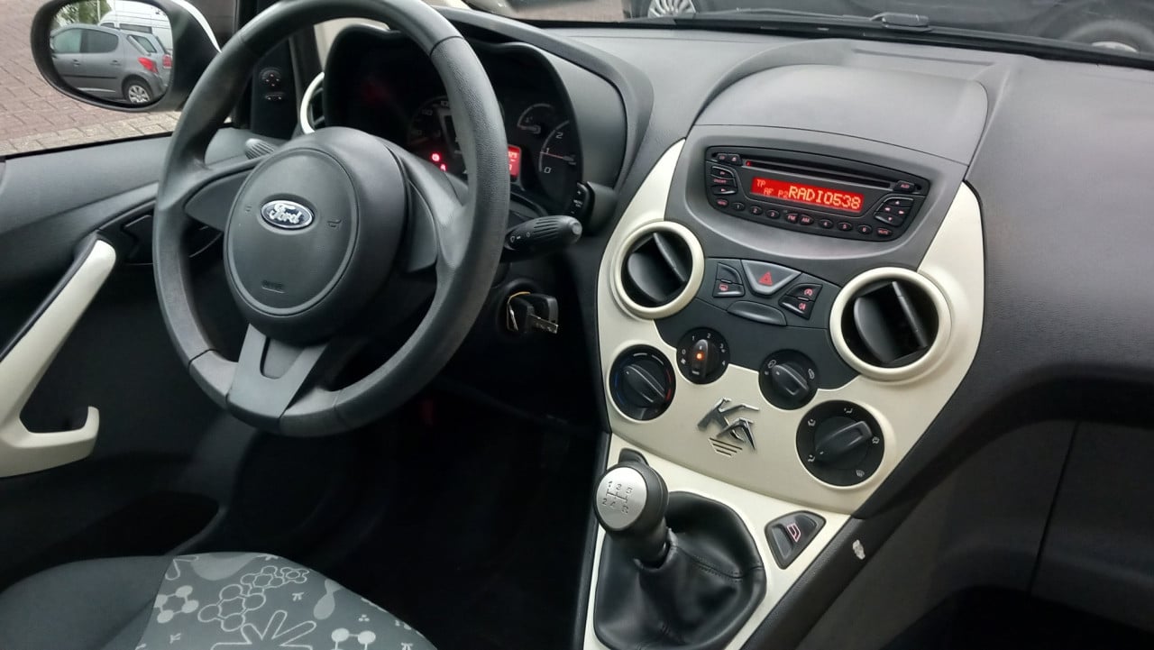 Ford Ka 1.2 Cool-Sound start/stop bj:2012 airco lm-velgen apk 7-2026