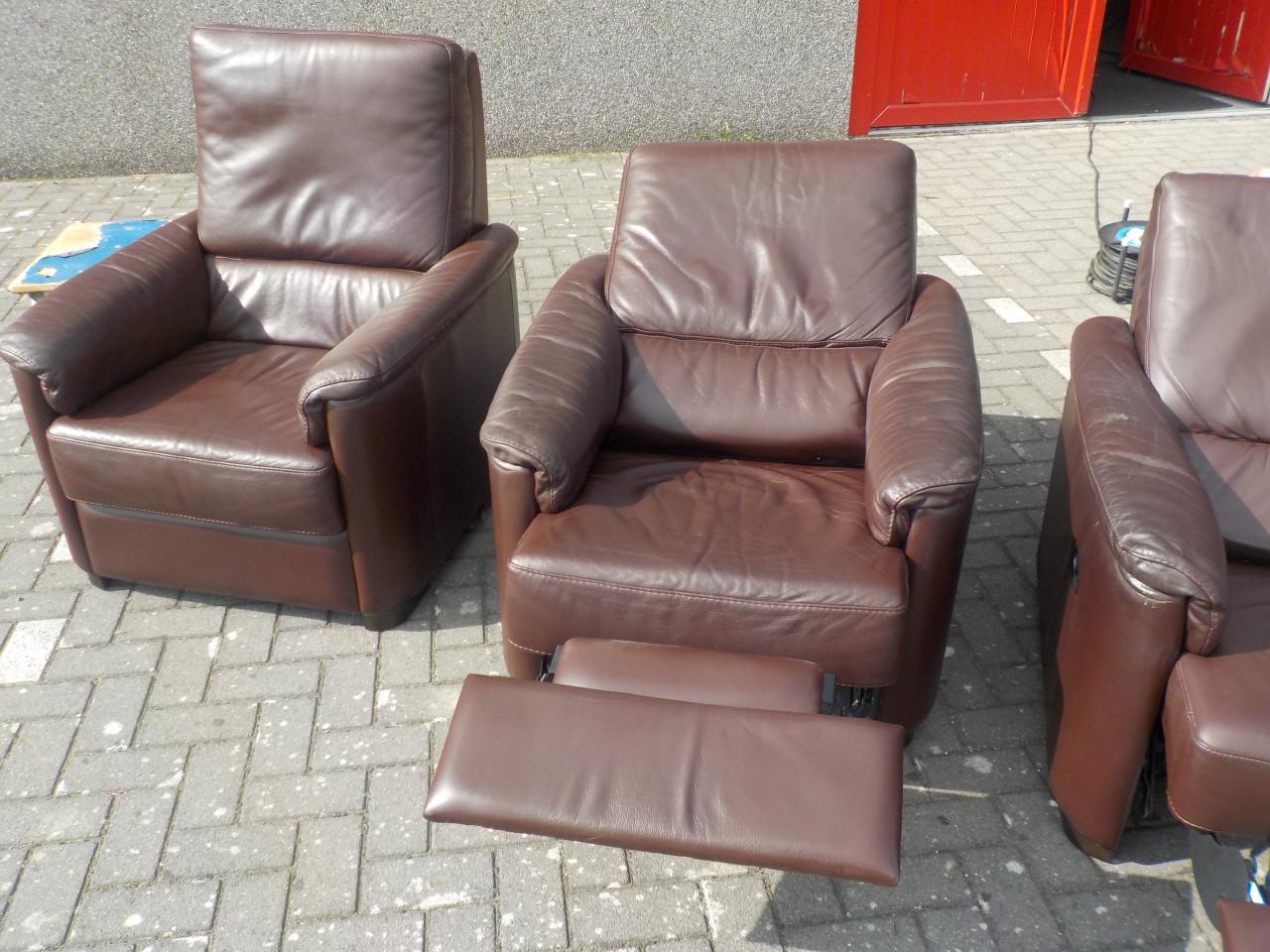 Leren elektrische 3-zits + 1 relax fauteuil + fauteuil in zeer goede staat