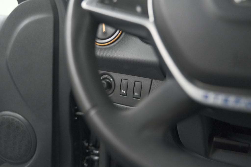 Dacia Sandero Stepway tce 90 sl | camera | navigatie | parkeersensoren | cr