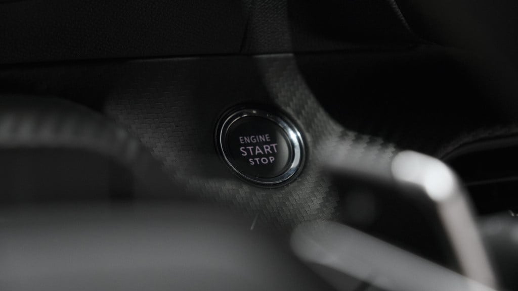 Peugeot 2008 puretech 130 eat8 gt | 360 camera | adaptieve cruise control |