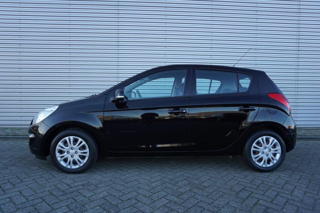 Hyundai I 20 1.2i plus climate / elektr. ramen / nap