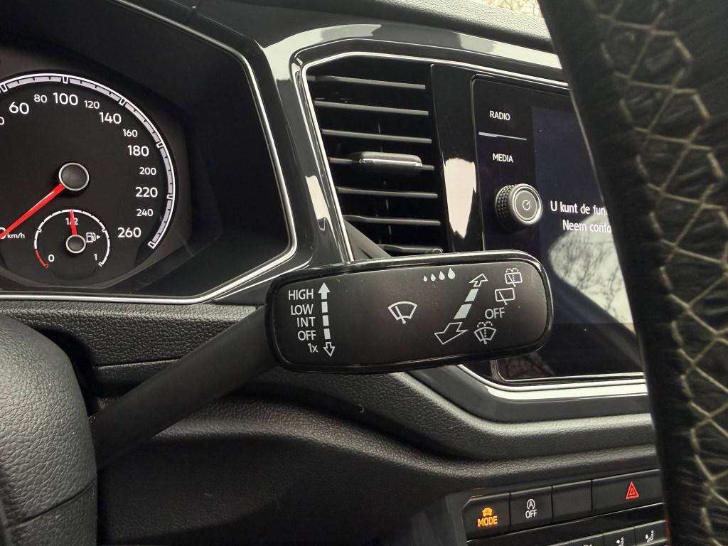 Volkswagen T-roc 1.5 tsi // r-line pakket // panoramadak //