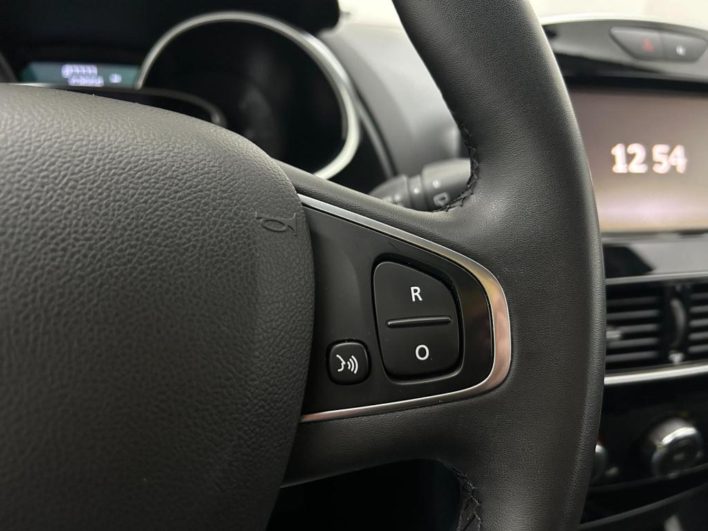 Renault Clio estate occasion 0.9 tce limited | zwart | tweedehands renault 