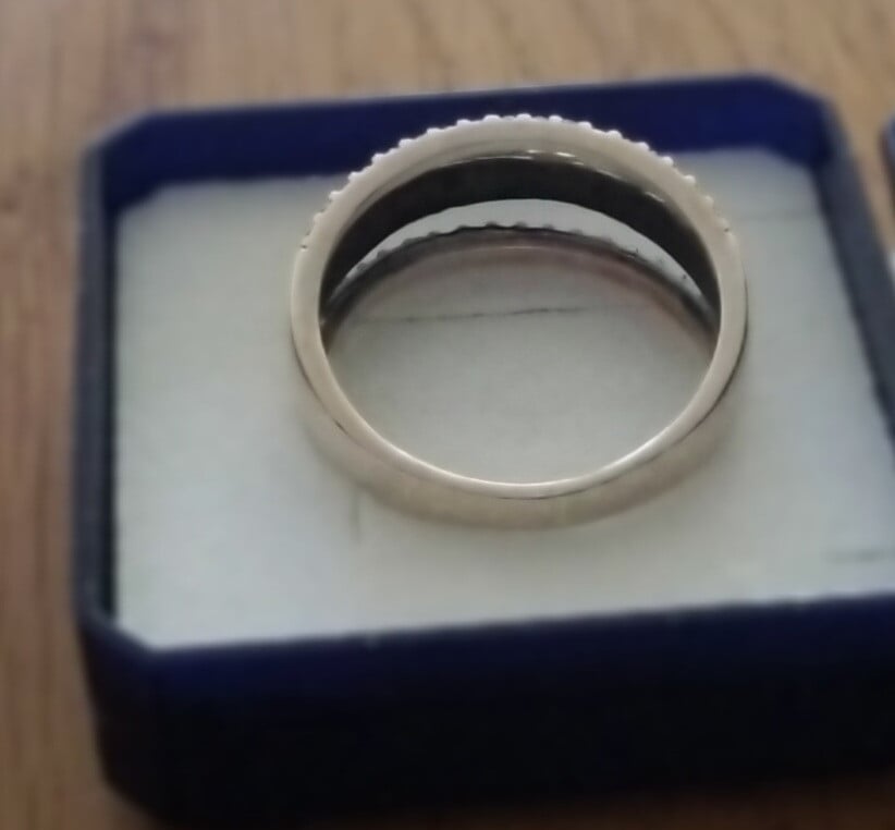 Aparte zilveren ring ⭕ met marcasite steentjes