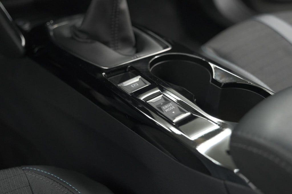 Peugeot 2008 puretech 102 allure pack | camera | apple carplay | parkeersen