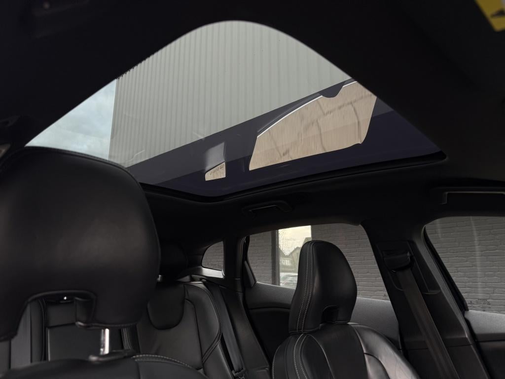 Volvo V40 2.0 t5 r-design