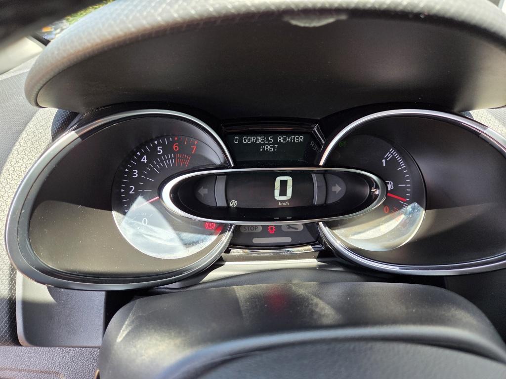 Renault Clio 0.9 tce limited | navi | keyless | parkeer sensoren