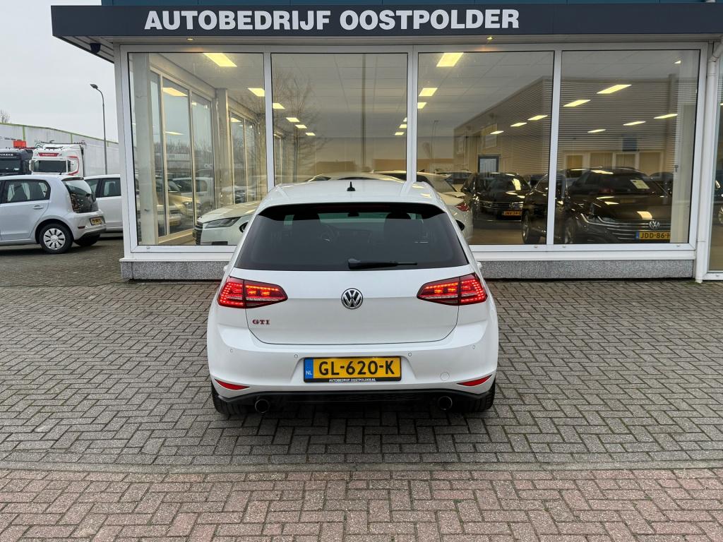 Volkswagen Golf 2.0 tsi gti performance