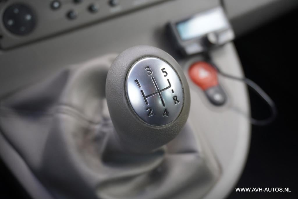 Renault Kangoo family 1.6-16v expression
