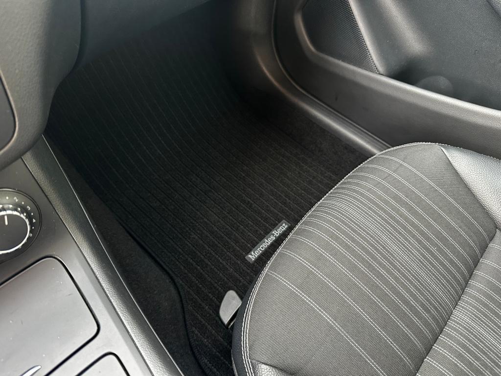 Mercedes-Benz B-Klasse 180 ambition aut | 18 inch | ambition