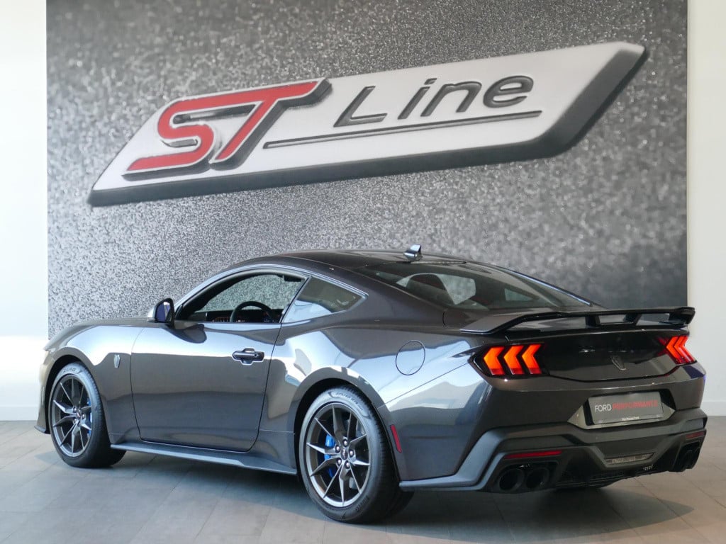 Ford Mustang fastback 5.0 v8 dark horse | direct uit voorraad | uniek |