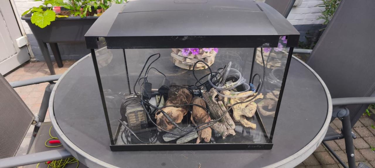 Aquarium 50 liter met extra's