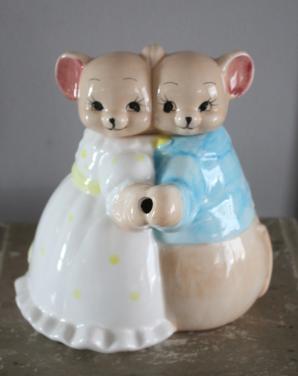 Hele schattige theepot bruidspaar muizen