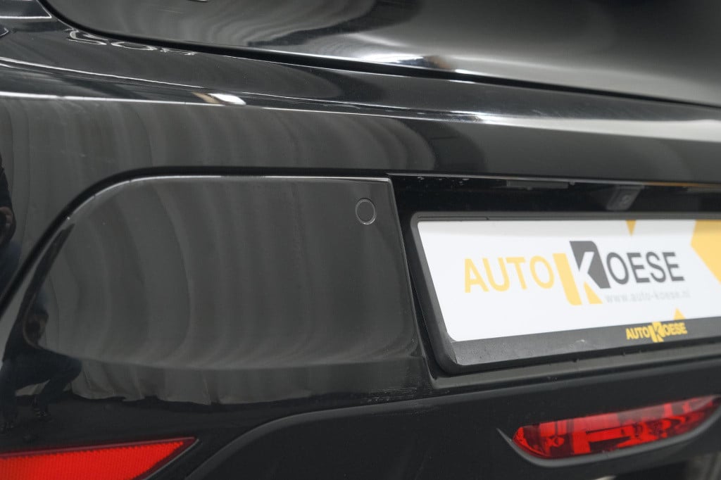 Peugeot 208 puretech 100 allure pack | camera | apple carplay | stoelverwar