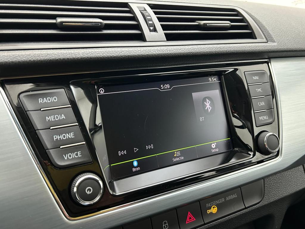 Skoda Fabia combi occasion 1.2 tsi ambition business | wit | tweedehands sk