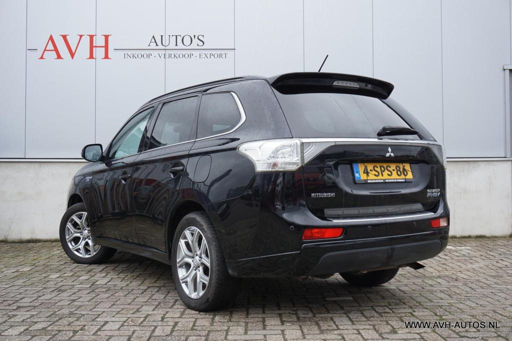 Mitsubishi Outlander 2.0 phev instyle