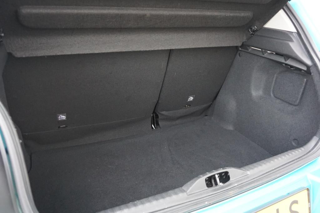 Citroen C3 1.2 puretech saint james climate / cruise / stoelverw. / parkeer