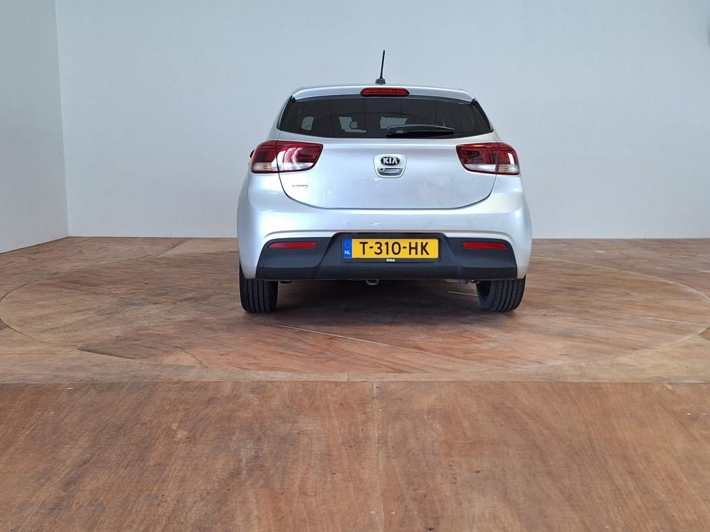 Kia Rio 1.2 cvvt executiveline | key-less | climate control