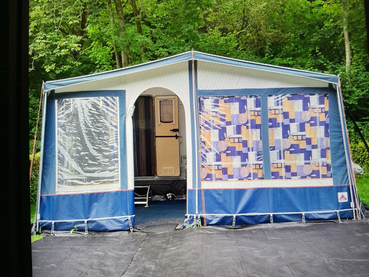 Dorema voortent .  type multi nova.  maat 9