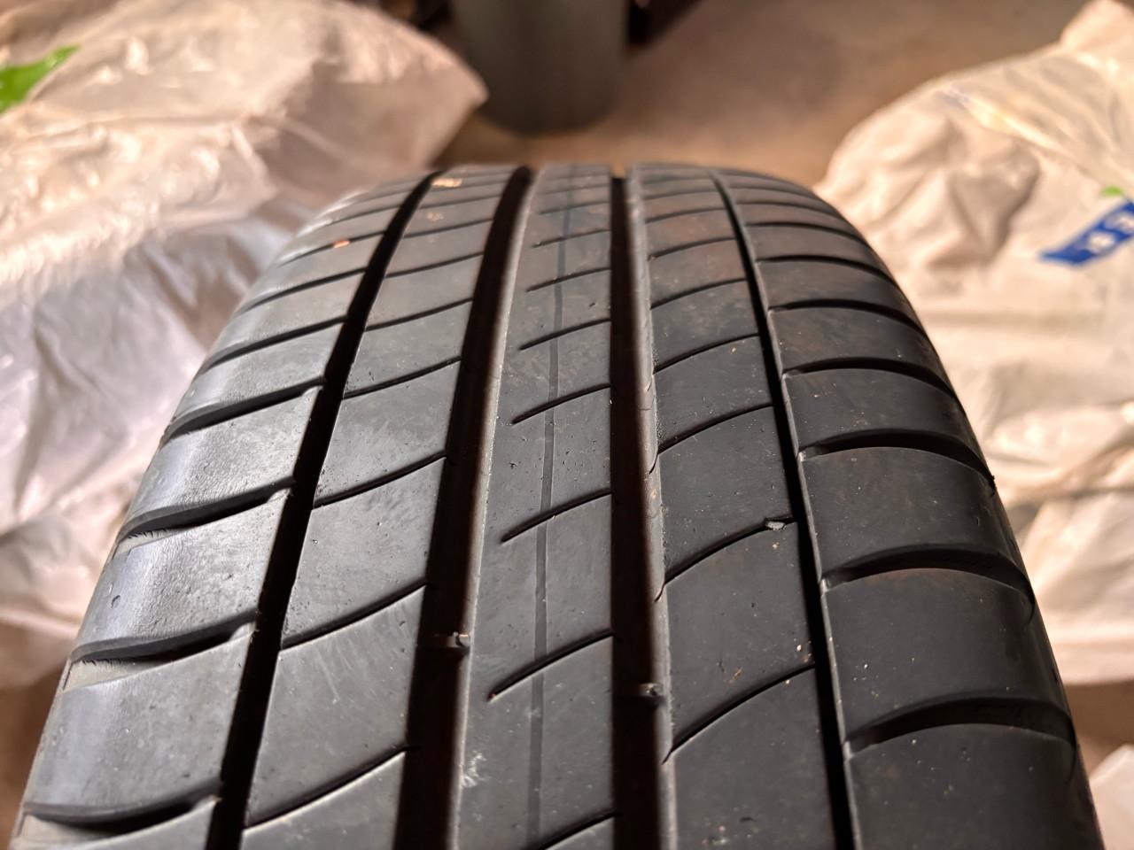 Renault Scenic 195/55R20 95H banden en velgen