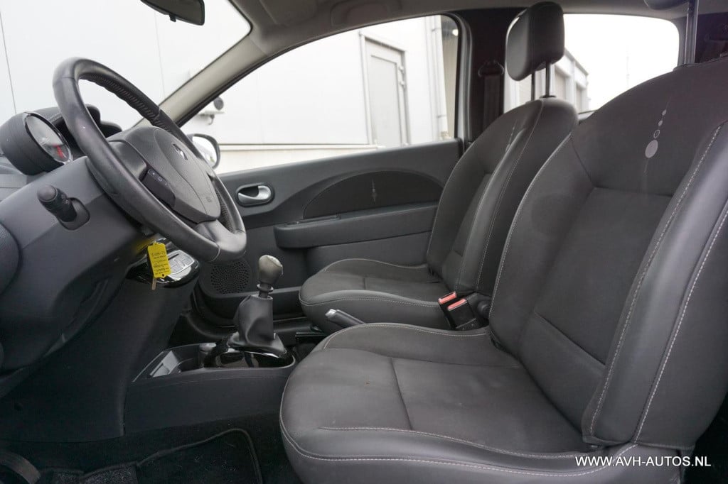 Renault Twingo 1.2-16v night & day