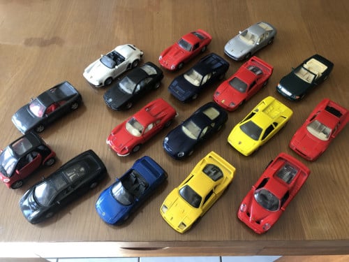Diverse schaalmodel auto's