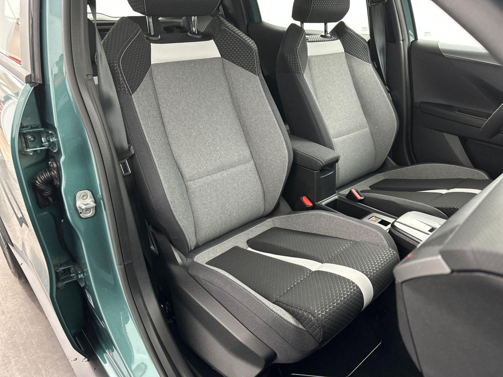 Opel Frontera 1.2 turbo hybrid edition | demonstratie model |