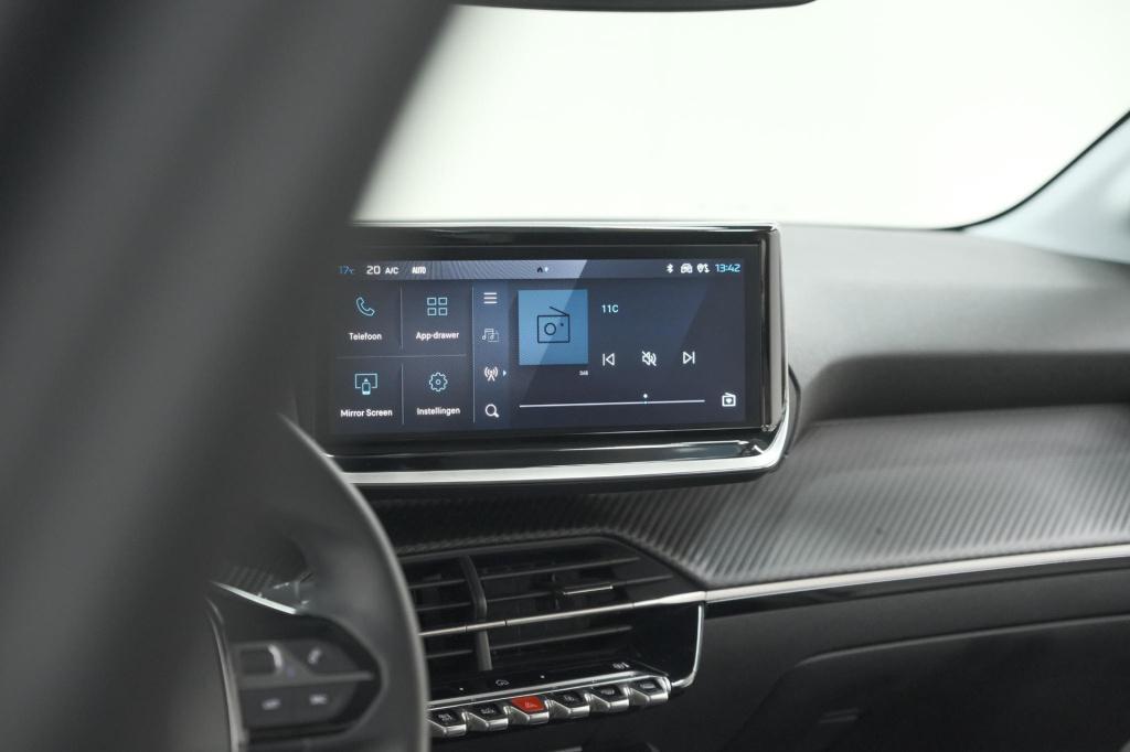 Peugeot 208 puretech 100 allure | apple carplay | parkeersensoren | climate