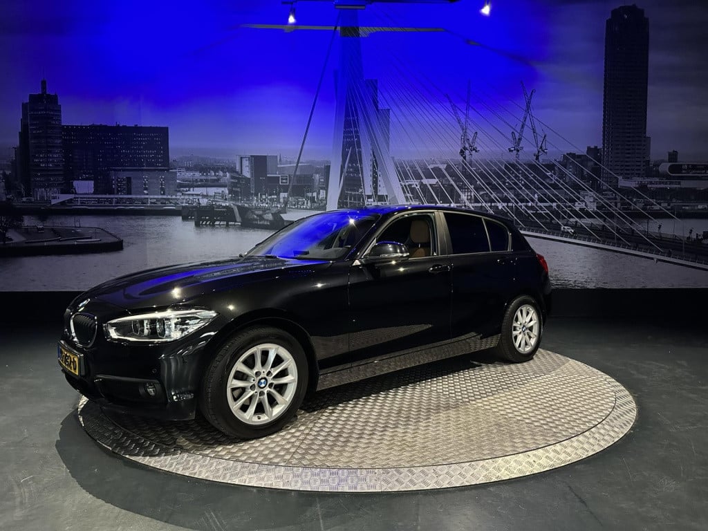 BMW 1 Serie 118i high executive *origineel nl*navi*clima*led*