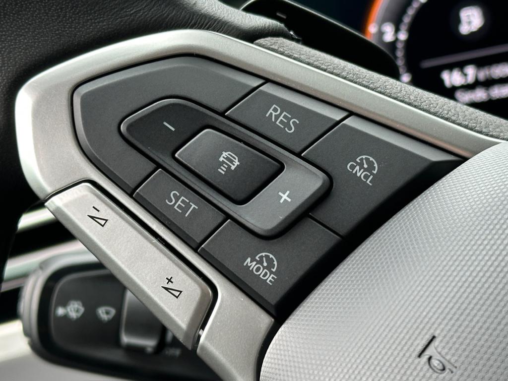 Volkswagen Passat variant 1.5 etsi 150pk elegance | alcantara | head up | c