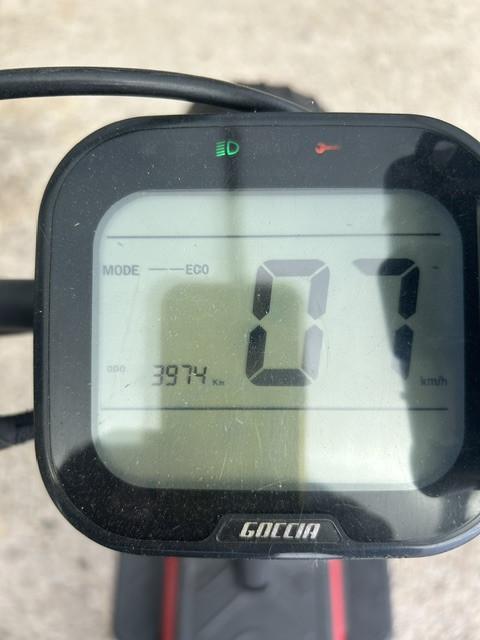 Snorfiets elektrische scooter. Snelheid 32km/uur.