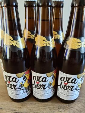 7 flesjes Ara bier Strong Golden Ale