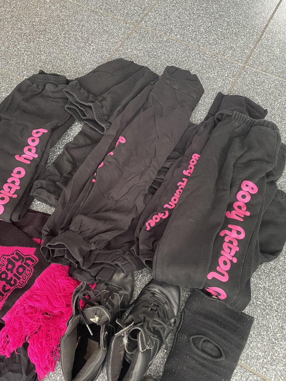 Bodyaction kleding (hele doos vol)