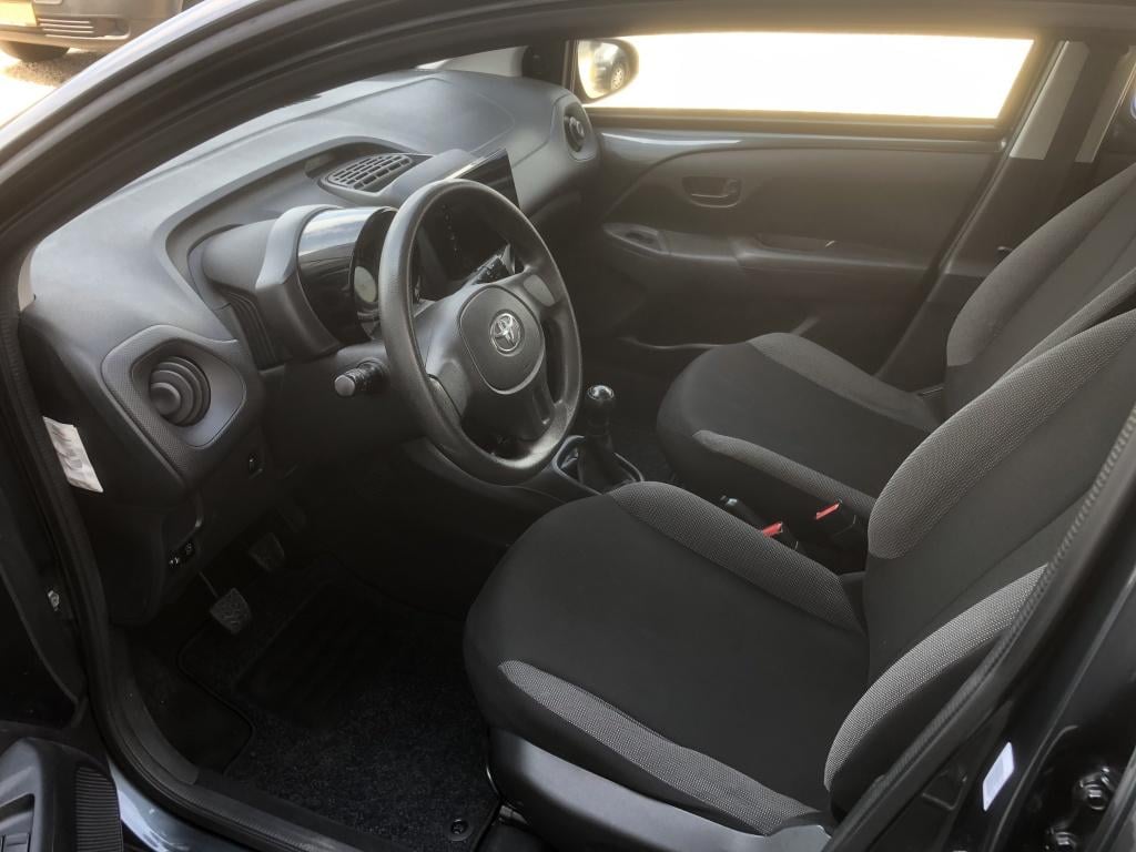 Toyota Aygo 1.0 vvt-i x-now