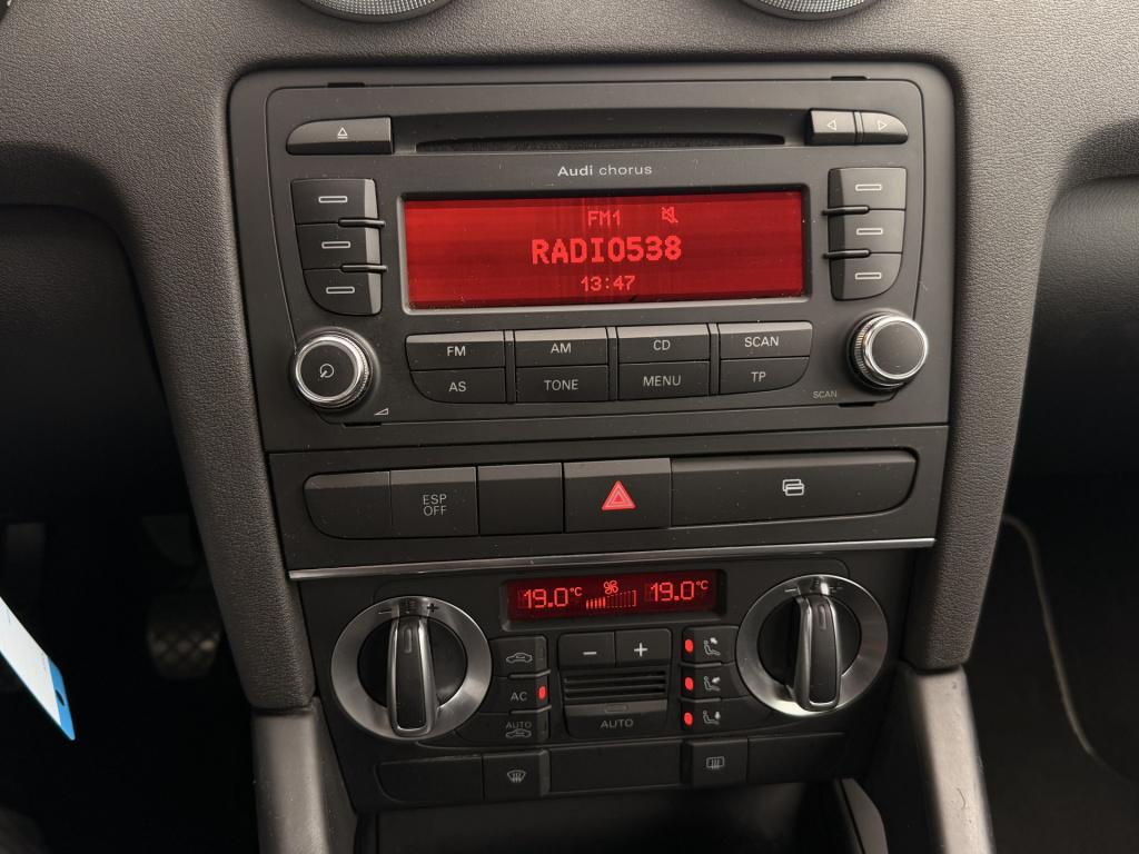 Audi A3 sportback 1.8 tfsi ambition | climate control | radio |