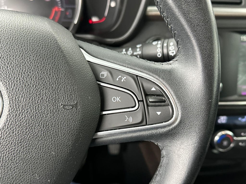 Renault Kadjar 1.2 tce bose | trekhaak 1500 kg | automaat | stoelverwarming