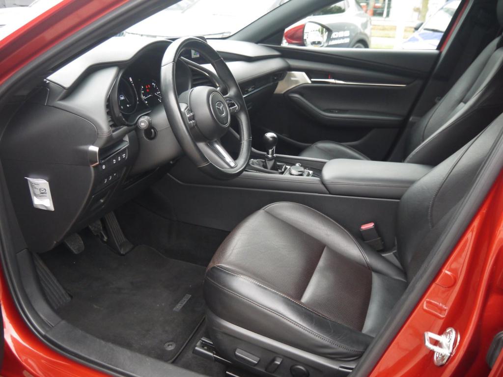 Mazda 3 2.0 e-skyactiv-g m hybrid 122 luxury|rijklaar|trekhaak