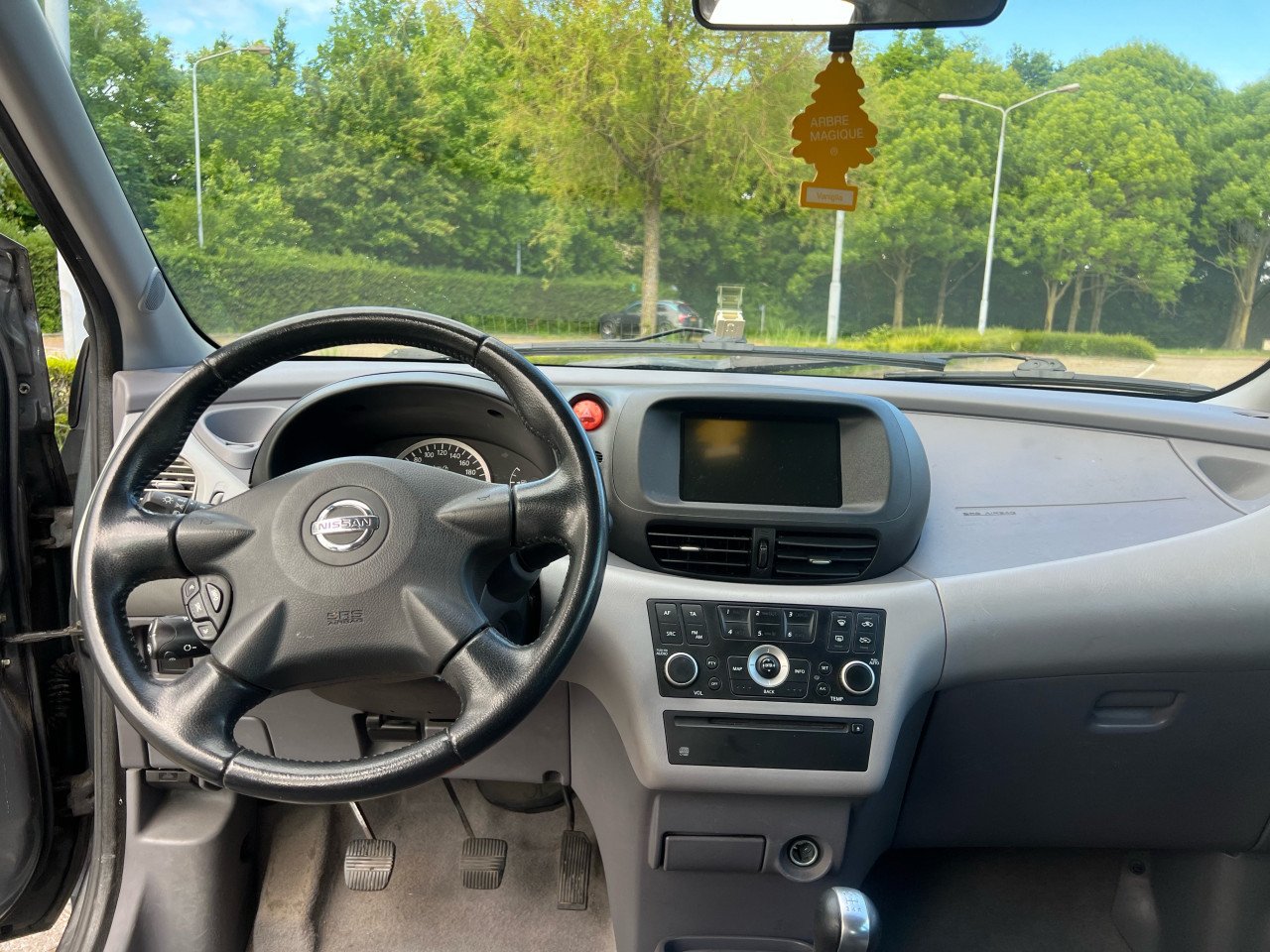 Nissan Almera Tino 1.8 | Apk | Airco | Navigatie | Nap | Trekhaak