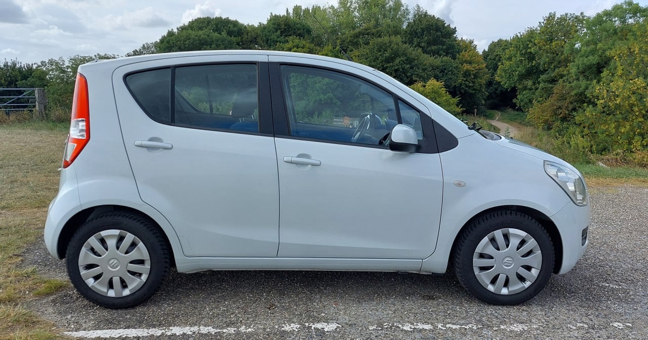 Suzuki Splash 1.0 VVT Comfort - 2011  - 71.xxx -
