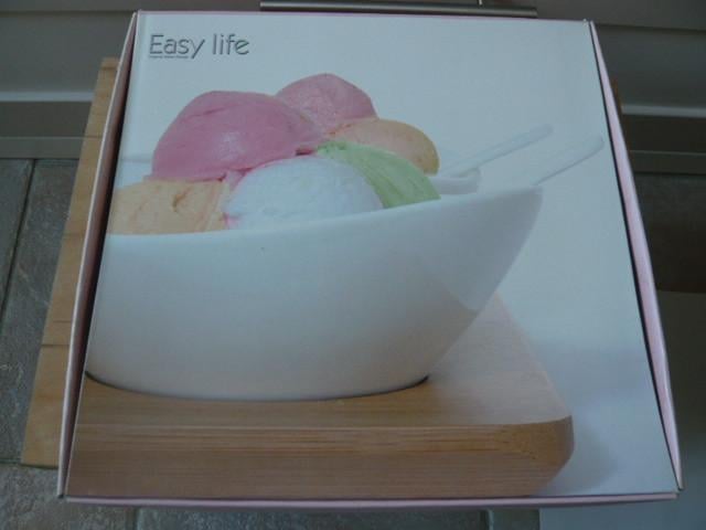 NIEUW!!! DOOS MET IJCOUPES /DESSERTSCHAALTJES MET LEPELS