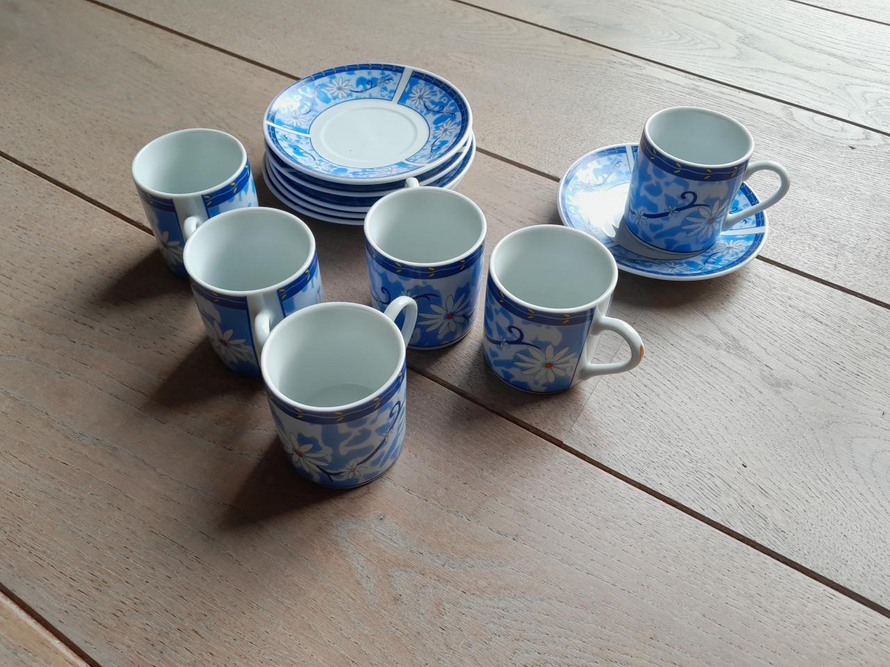 Gratis af te halen in Vlissingen; diverse huisraad