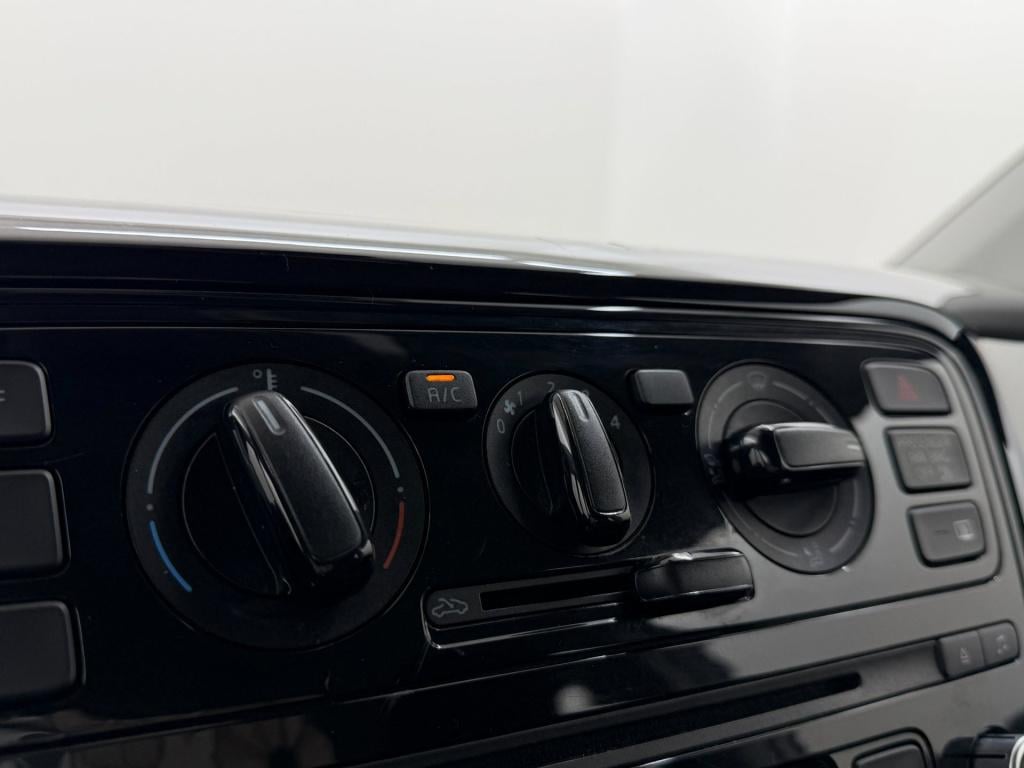 Volkswagen UP! occasion 1.0 move up! bluemotion | wit | tweedehands volkswa