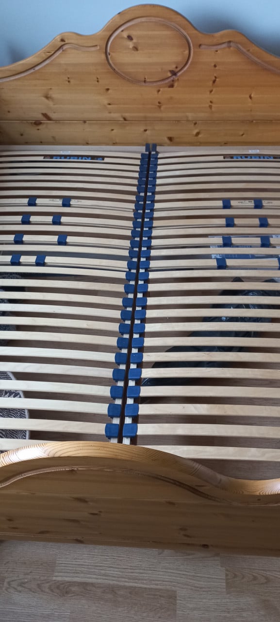 Massief grenen bed