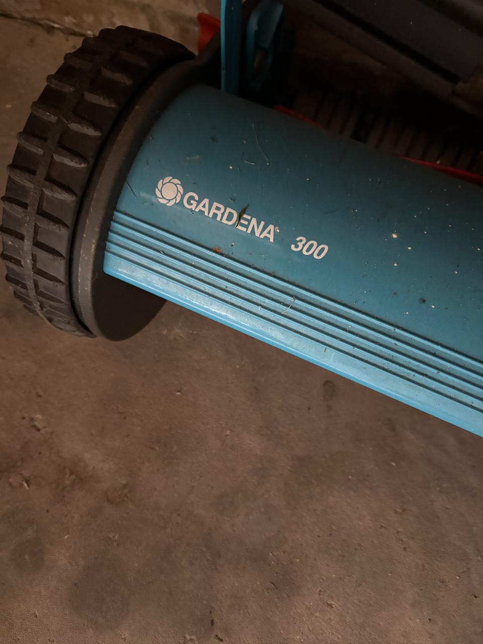 Gardena handgrasmaaier 300