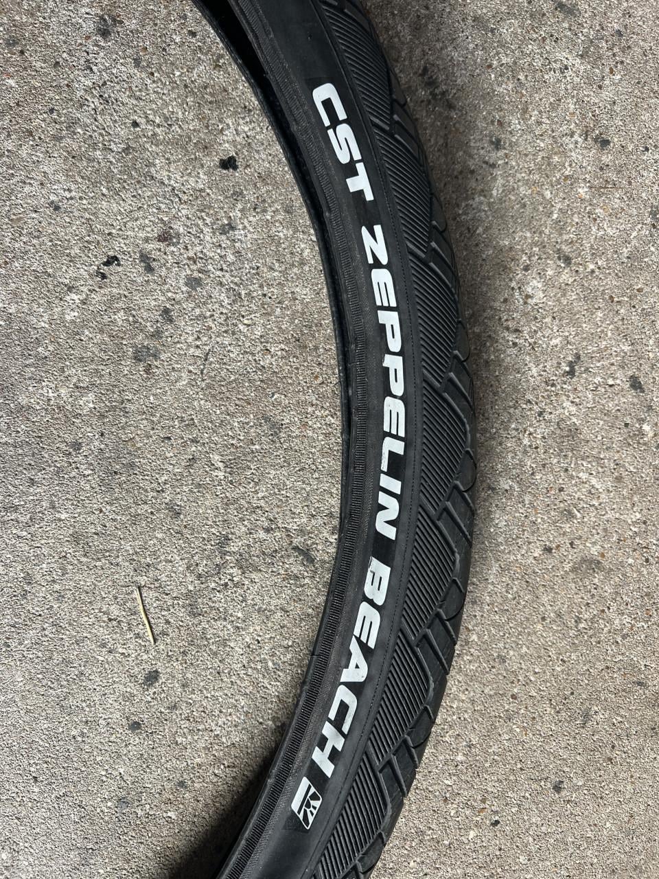 Twee 28" mtb strandbanden te koop