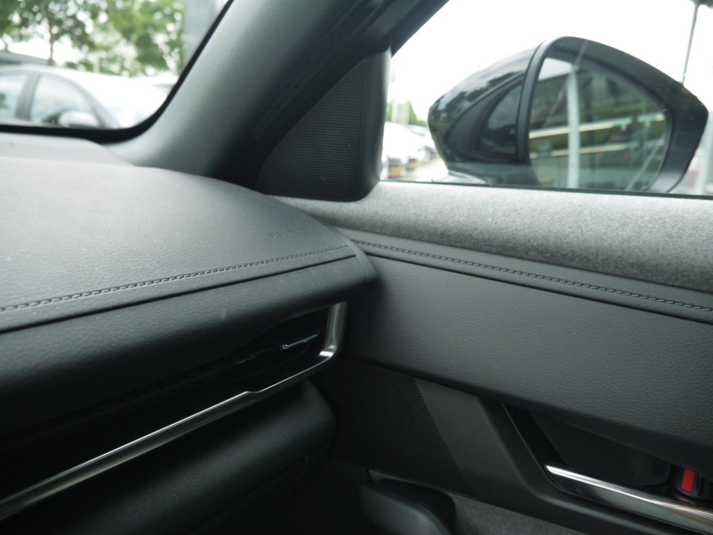 Mazda Mx-30 e-skyactiv ev 145 exclusive-line 36 kwh